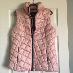Big Chill Zip-Front Pink Puffer Vest, Small